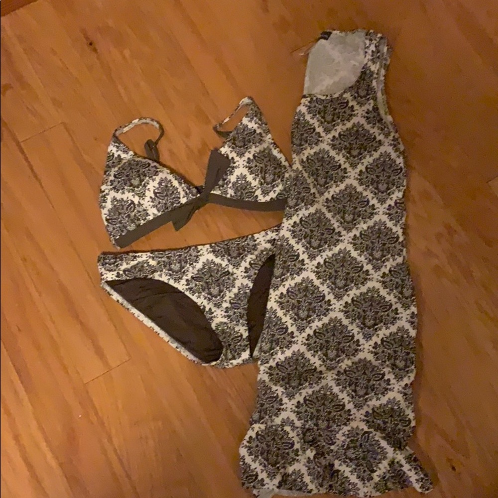 Tommy Bahama Bikini and coverup